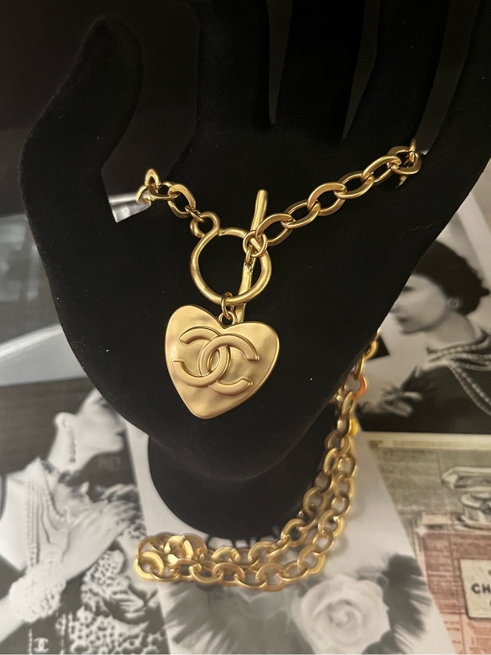 CHANEL Gold Heart CC Pendant Necklace